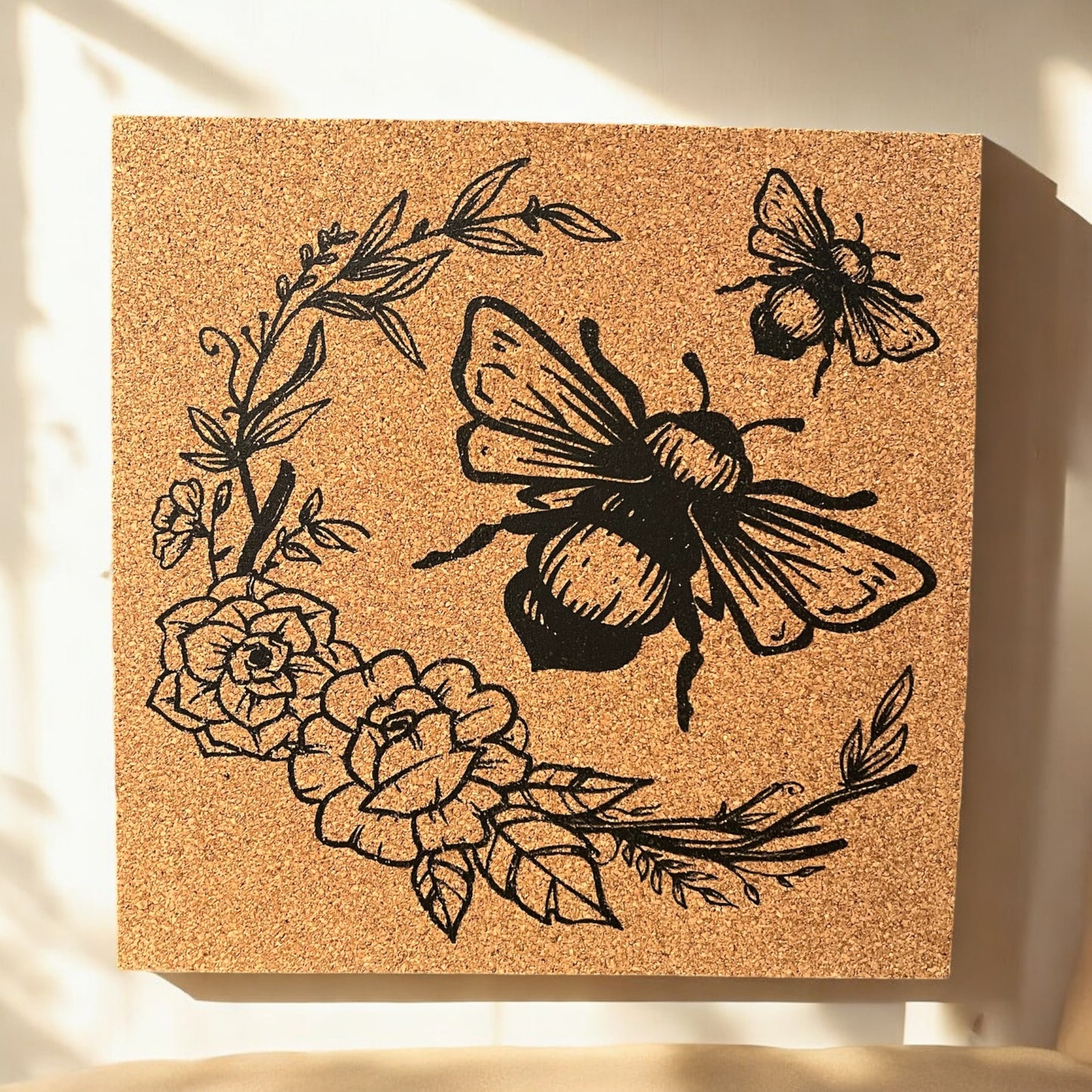 Bee Cork Tile